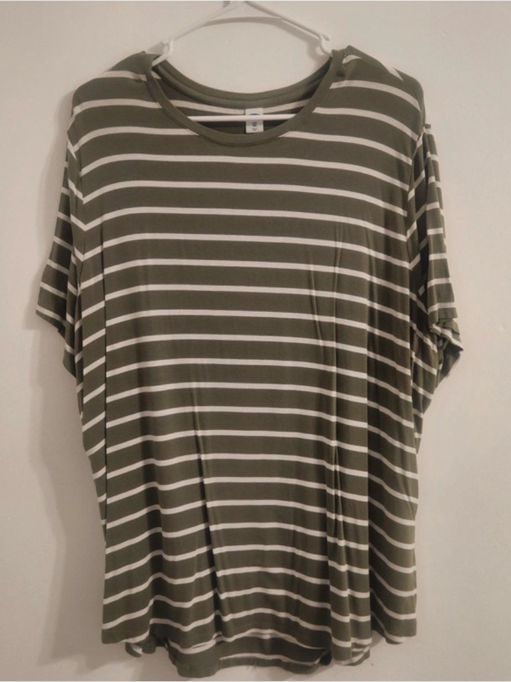 Olive & White Striped Women’s Short Sleeve Tee XXL